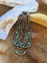 Load image into Gallery viewer, Navajo Pearl Bead Layered Necklace
