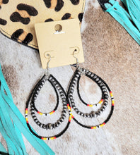 Load image into Gallery viewer, Navajo Pearl and Seed Bead Loop Earring
